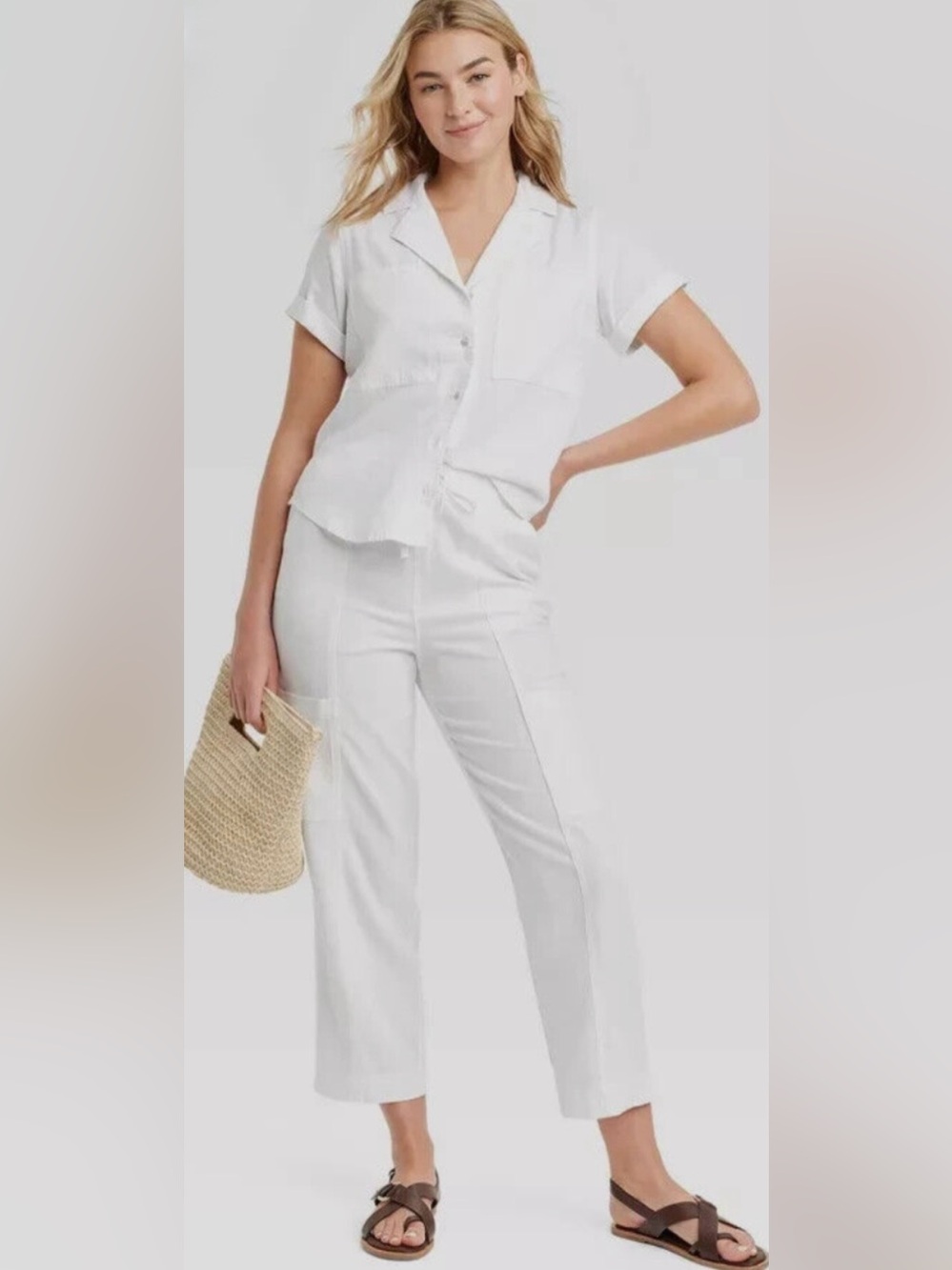 Short Cuffed Sleeve Collared Button Down White Utility Shirt M